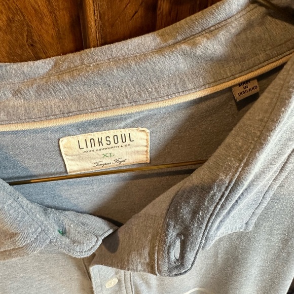 Linksoul golf shirt.    Like new size XL - Picture 2 of 2